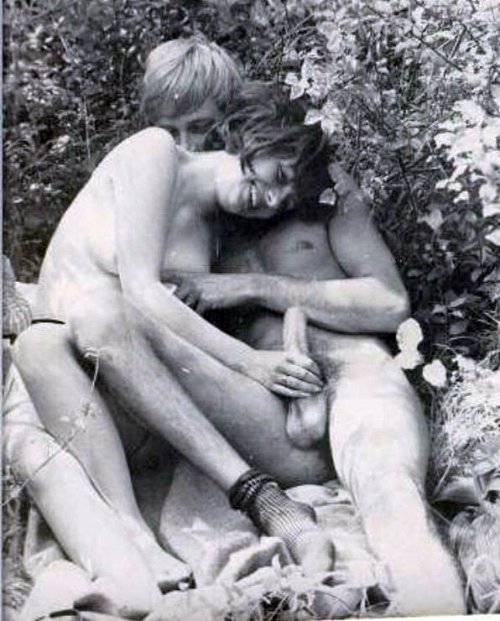 Foto porno con ragazze bisex - Image 16